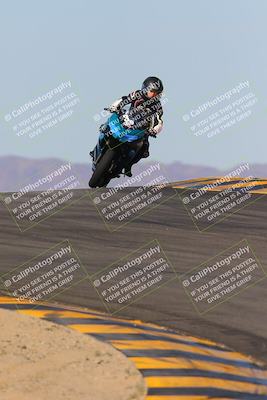 media/Dec-18-2022-SoCal Trackdays (Sun) [[8099a50955]]/Turns 9 and 10 Set 1 (1045am)/